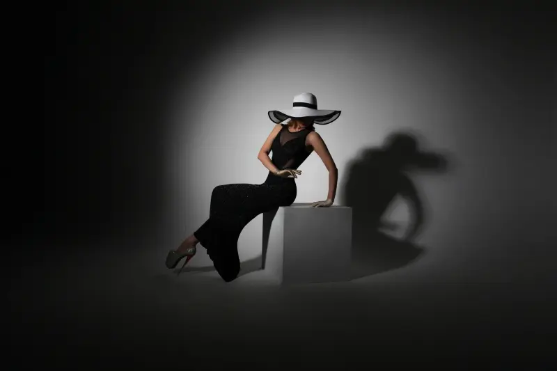 Dark Aesthetic Fashion: The Ultimate Style Guide for 2026